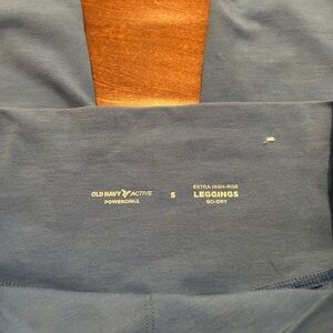 vibrant blue cloth leggings, pictures do not show the true color